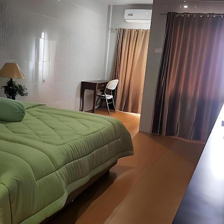 Nasional Hotel Гунунгситоли Экстерьер фото