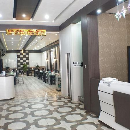 Nasional Hotel Гунунгситоли Экстерьер фото